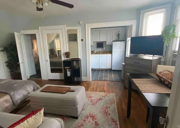 Cozy Retreat In Worth Appartement *